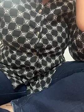 Red-Magic-25 online show from November 2025 06:01:01 AM