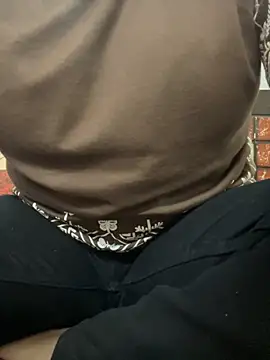 Red-Magic-25 online show from November 2025 06:49:02 AM