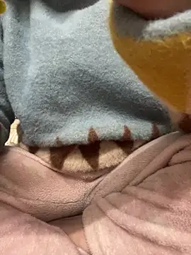 Red-Magic-25 online show from February 2026 06:51:01 AM