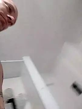 jayjay198080 online show from March 2025 01:37:02 PM