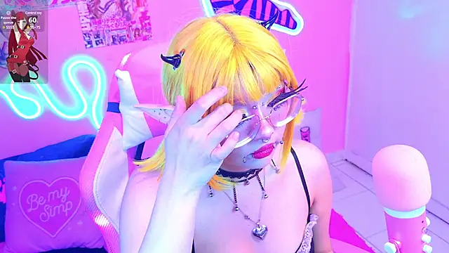 LaytonBox online show from March 2025 09:32:02 PM