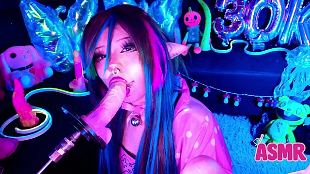 LaytonBox online show from November 2025 01:21:02 PM