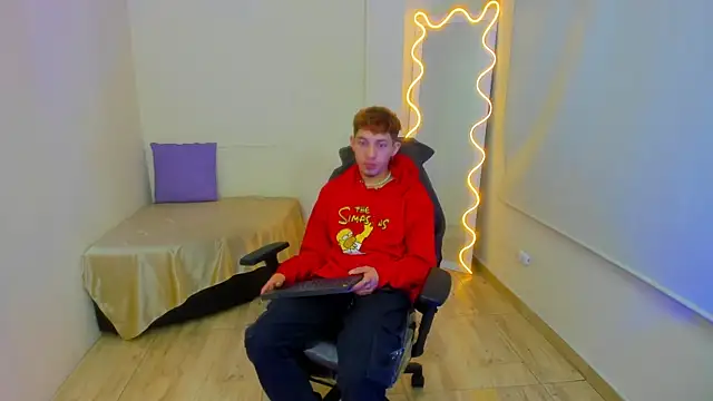 Axel tay online show from October 2025 03:32:01 AM