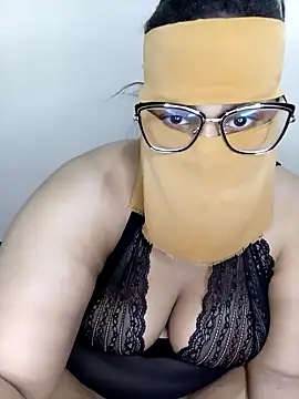 Samara-Bella online show from February 2025 02:44:01 PM