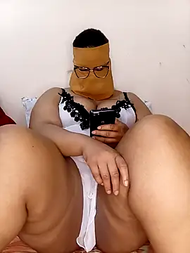 Samara-Bella online show from March 2025 11:18:02 AM