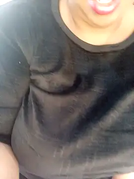 Samara-Bella online show from December 2025 03:30:02 PM