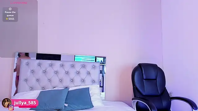 Jullya x online show from January 2025 12:06:01 PM