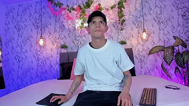 Bonny and carrot online show from February 2026 07:13:02 PM