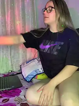 LunaShine  online show from February 2025 11:26:02 PM