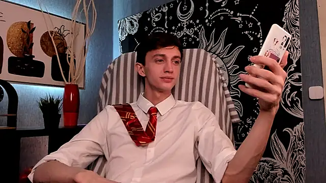 John Weasley online show from January 2025 03:04:02 AM