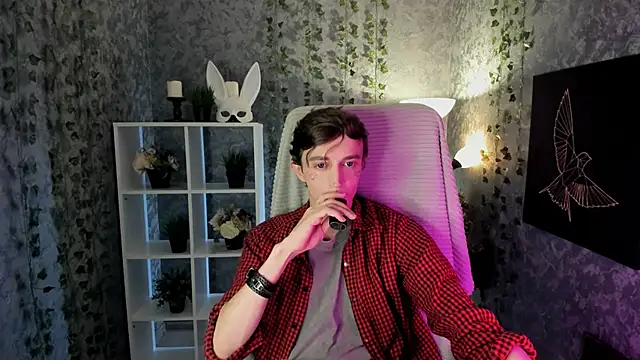 John Weasley online show from October 2025 08:27:05 AM