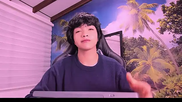 AllanYong18 online show from February 2025 05:29:02 AM