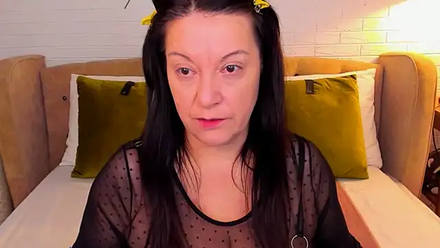 SarahGrays online show from October 2025 08:07:02 PM