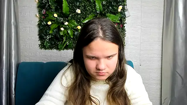 Snapshot of AdeleCruz chatting on January 2025 03:33:02 PM AdeleCruz online show from January 2025 03:33:02 PM