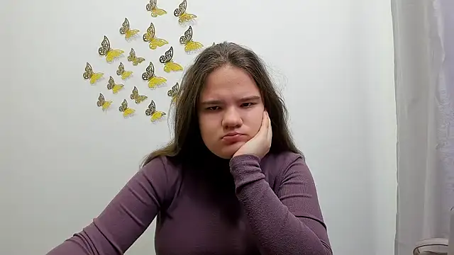 Snapshot of AdeleCruz chatting on January 2025 12:57:02 PM AdeleCruz online show from January 2025 12:57:02 PM