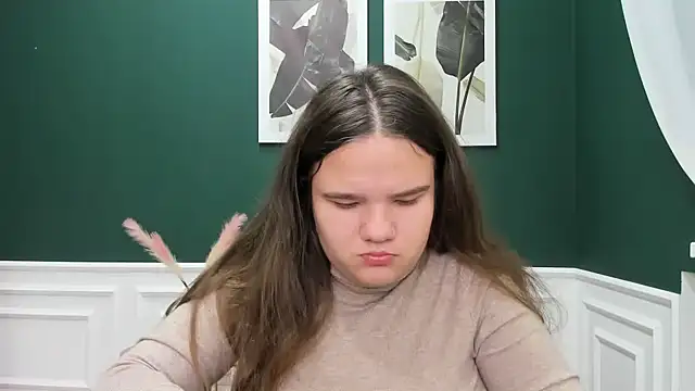 Snapshot of AdeleCruz chatting on January 2025 01:13:01 PM AdeleCruz online show from January 2025 01:13:01 PM