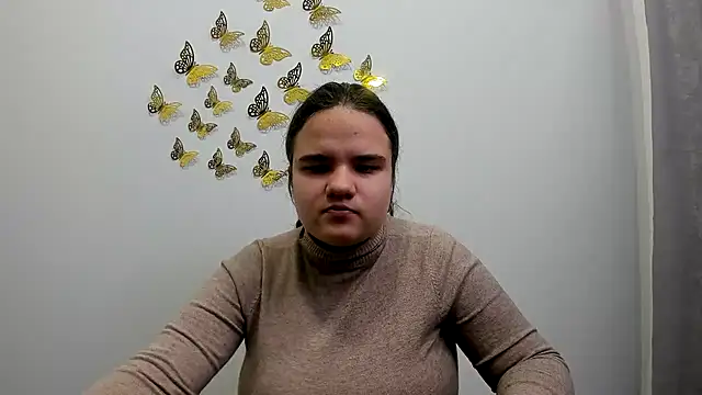 Snapshot of AdeleCruz chatting on February 2025 01:09:02 PM AdeleCruz online show from February 2025 01:09:02 PM