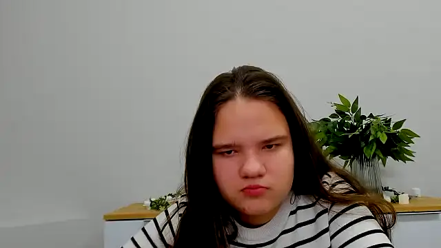 Snapshot of AdeleCruz chatting on February 2025 08:24:01 AM AdeleCruz online show from February 2025 08:24:01 AM