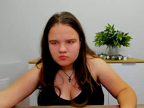 Snapshot of AdeleCruz chatting on February 2025 11:27:02 AM AdeleCruz online show from February 2025 11:27:02 AM