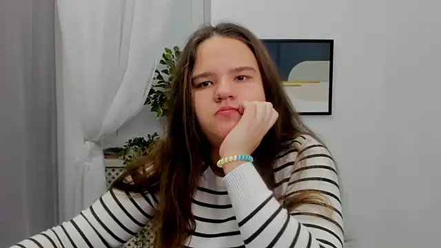 Snapshot of AdeleCruz chatting on February 2025 08:11:02 AM AdeleCruz online show from February 2025 08:11:02 AM