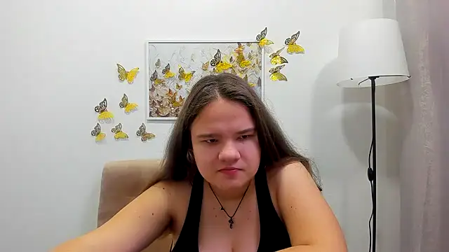 Snapshot of AdeleCruz chatting on February 2025 01:11:02 PM AdeleCruz online show from February 2025 01:11:02 PM