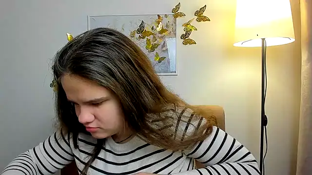 Snapshot of AdeleCruz chatting on February 2025 08:10:02 AM AdeleCruz online show from February 2025 08:10:02 AM