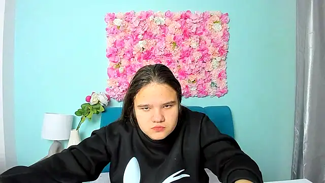 Snapshot of AdeleCruz chatting on February 2025 12:59:01 PM AdeleCruz online show from February 2025 12:59:01 PM