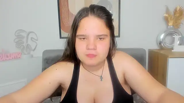 Snapshot of AdeleCruz chatting on March 2025 04:35:02 PM AdeleCruz online show from March 2025 04:35:02 PM