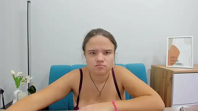 Snapshot of AdeleCruz chatting on October 2025 07:29:01 AM AdeleCruz online show from October 2025 07:29:01 AM