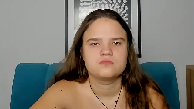 Snapshot of AdeleCruz chatting on November 2025 01:14:02 PM AdeleCruz online show from November 2025 01:14:02 PM