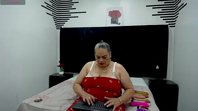 VickyBoobss online show from September 2025 08:35:02 PM