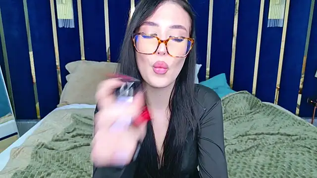 EmmaLawrens online show from February 2025 08:42:01 PM