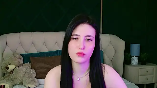 EmmaLawrens online show from March 2026 10:52:01 AM