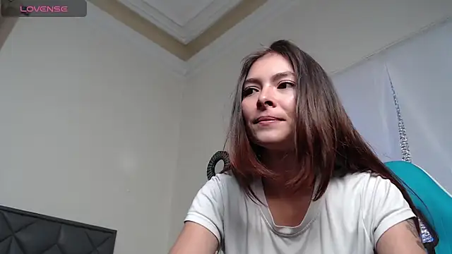 Aleska Miami online show from March 2025 06:07:01 PM