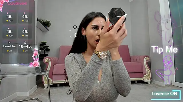 BelovedKhloee online show from September 2025 07:15:02 PM