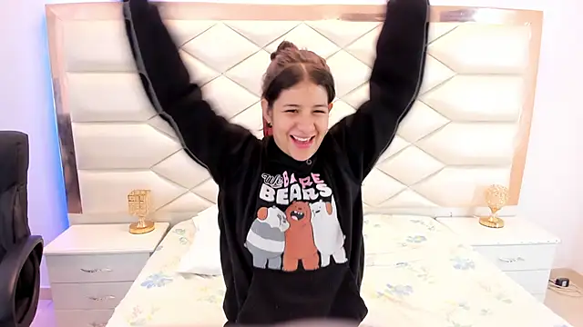 MiaQueen021 online show from January 2025 12:27:01 PM