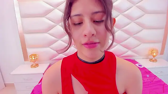 MiaQueen021 online show from March 2025 06:37:01 PM