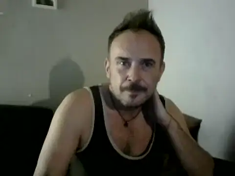 Snapshot of GaySexxPL chatting on January 2025 03:07:02 PM GaySexxPL online show from January 2025 03:07:02 PM