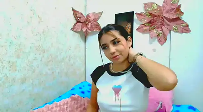 Rousse violett online show from February 2025 10:39:02 PM