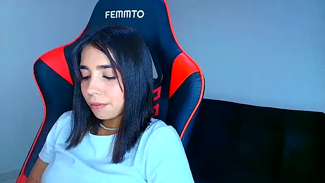 Rousse violett online show from September 2025 09:47:02 PM