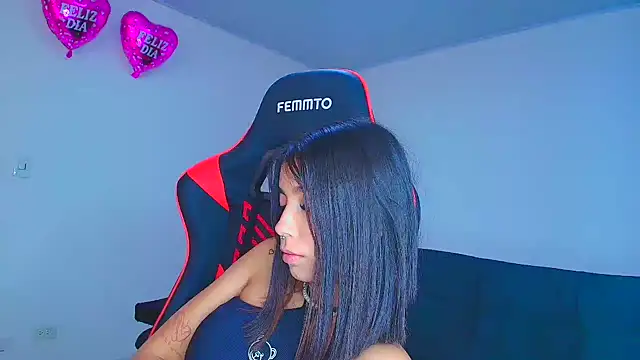 Rousse violett online show from October 2025 09:56:01 PM