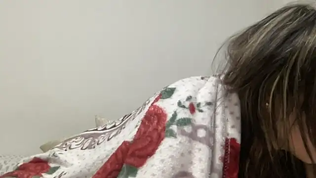 LunaBeya online show from October 2025 02:54:01 PM