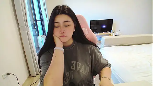 minnie9009 online show from April 2026 01:14:02 AM