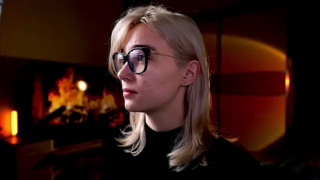 ileanacampbe online show from January 2025 05:26:02 AM