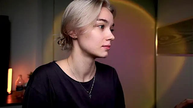 ileanacampbe online show from March 2025 04:17:02 AM