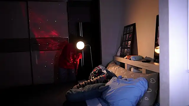 ileanacampbe online show from September 2025 04:25:01 AM