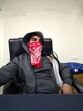 13lusty online show from February 2025 11:30:01 AM