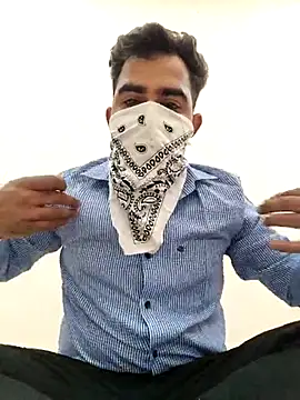 13lusty online show from March 2025 07:19:02 AM