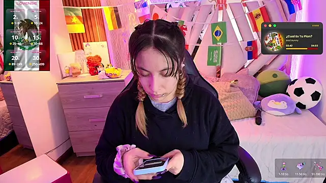 Snapshot of NyxAndria_1 chatting on July 2026 02:07:01 AM NyxAndria 1 online show from July 2026 02:07:01 AM