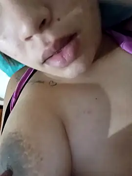 Snapshot of oliveira_k chatting on February 2026 10:15:02 PM oliveira k online show from February 2026 10:15:02 PM